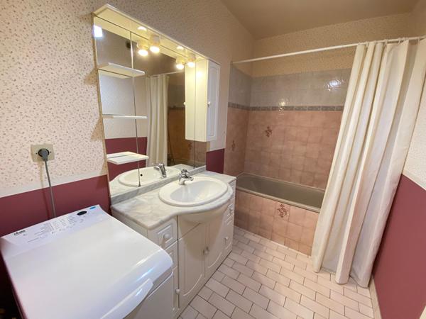 EXCLUSIVITÉ - MAISON DE 5 PIECES A VENDRE A PLAISIR - QUARTIER DE L'AQUEDUC