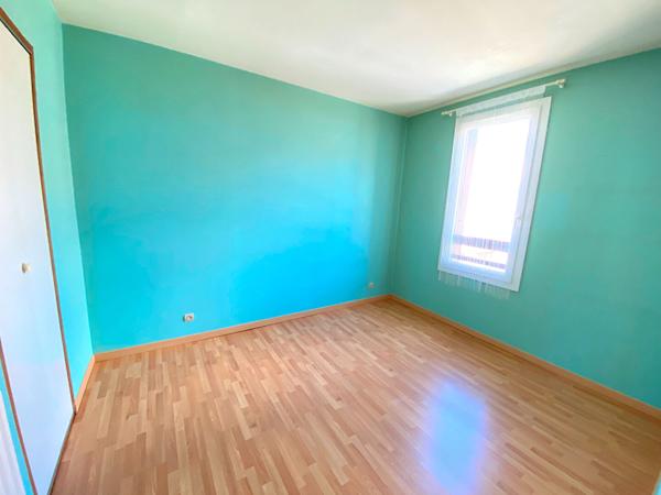 EXCLUSIVITÉ - MAISON DE 5 PIECES A VENDRE A PLAISIR - QUARTIER DE L'AQUEDUC