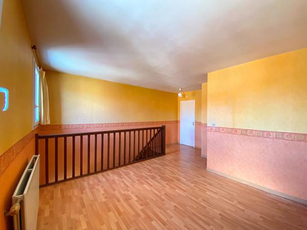 EXCLUSIVITÉ - MAISON DE 5 PIECES A VENDRE A PLAISIR - QUARTIER DE L'AQUEDUC