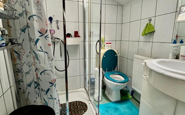 Maison à vendre    3 pièces • 70 m2 Glénac