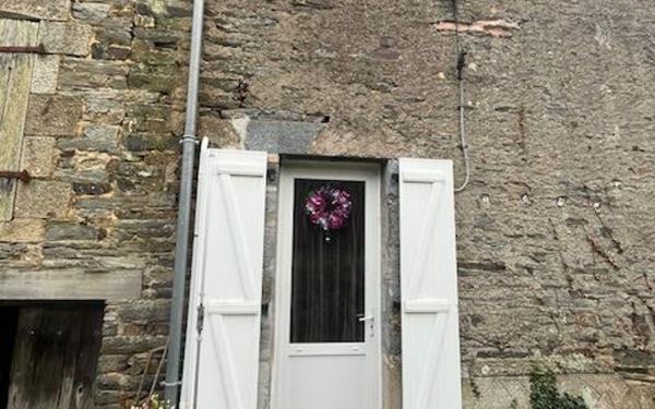 Maison à vendre    3 pièces • 70 m2 Glénac