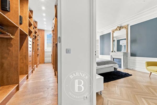 Paris 17ème, Appartement 4 Chambres -  259 m² à vendre