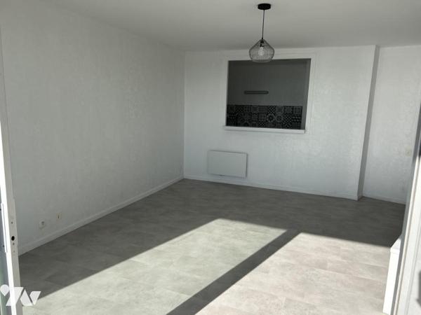Saint jean de Monts, face mer Appartement T2 avec garage.