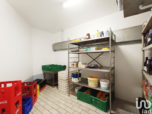 Bar-brasserie for sale 200 m² Paris 19