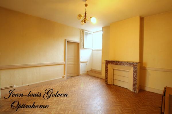 Bâtiment avec local commercial à SAINT ROME DE CERNON (12)