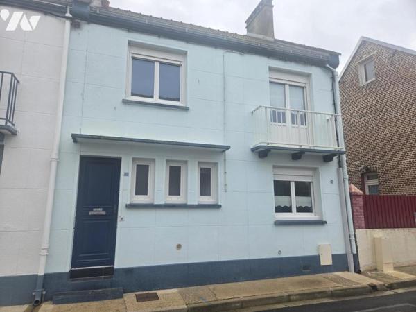 EN EXCLUSIVITE - Dans un quartier proche des commerces et de la mer