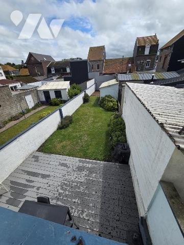 EN EXCLUSIVITE - Dans un quartier proche des commerces et de la mer