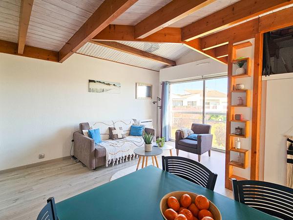 LA ROCHELLE - TYPE 2 PIECES - MINIMES  La rochelle