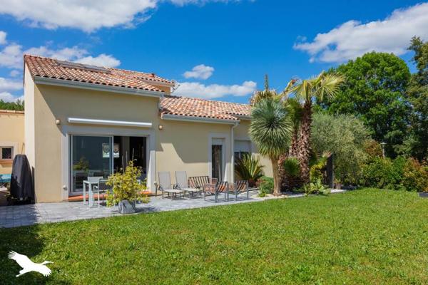 Maison à vendre 431 700 € L'Isle-Jourdain 4 p 134 m² DPE A
