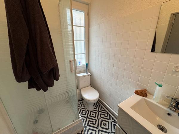 Gaillac hyper centre- Lot de deux studios et d'un local professionnel