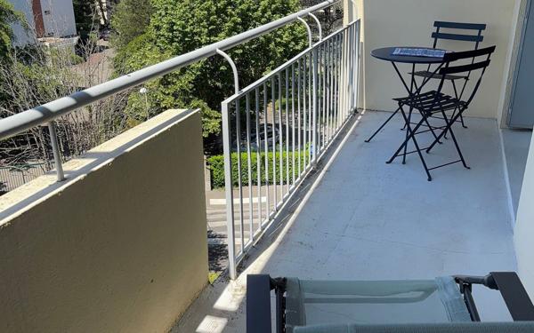 Appartement à vendre    5 pièces • 82,99 m2 Lyon 5