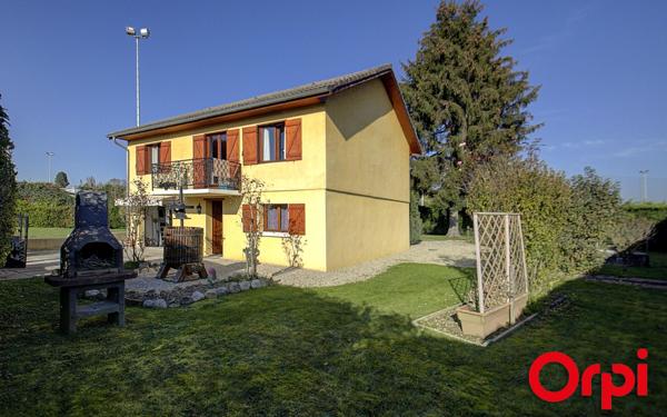 Maison à vendre    5 pièces •  Saint-André-le-Gaz