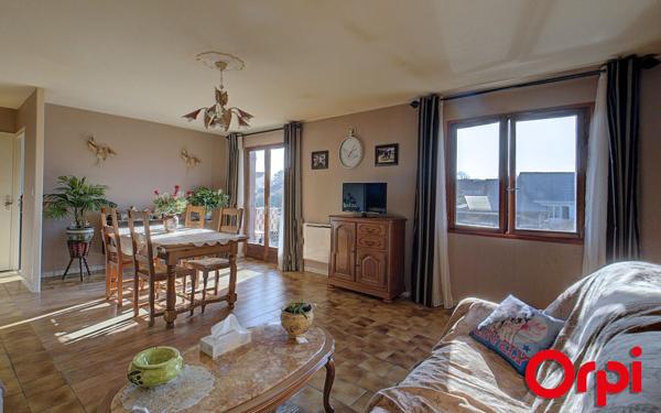 Maison à vendre    5 pièces •  Saint-André-le-Gaz