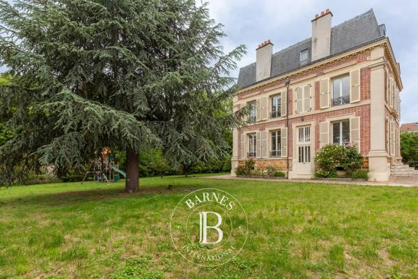 Chatou, Maison 5 Chambres -  285 m² à vendre