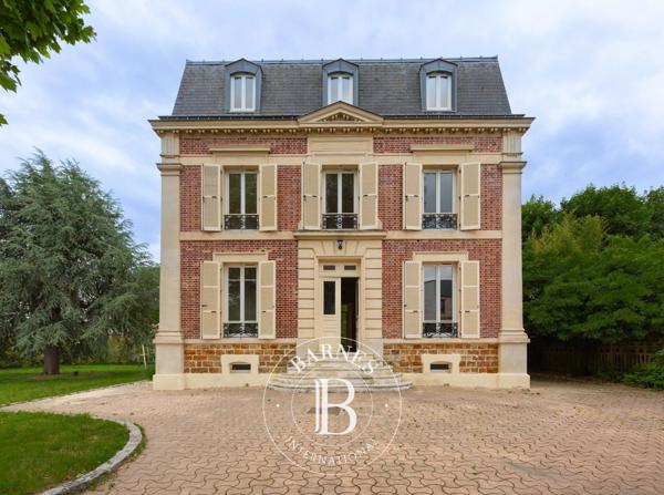 Chatou, Maison 5 Chambres -  285 m² à vendre