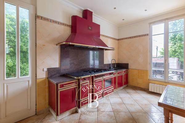 Chatou, Maison 5 Chambres -  285 m² à vendre
