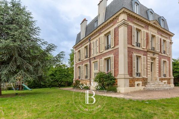 Chatou, Maison 5 Chambres -  285 m² à vendre