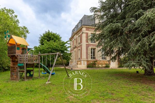 Chatou, Maison 5 Chambres -  285 m² à vendre