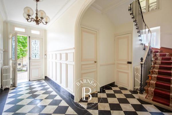 Chatou, Maison 5 Chambres -  285 m² à vendre