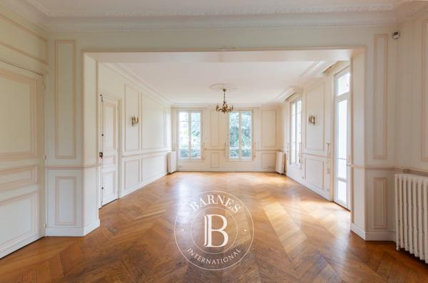 Chatou, Maison 5 Chambres -  285 m² à vendre