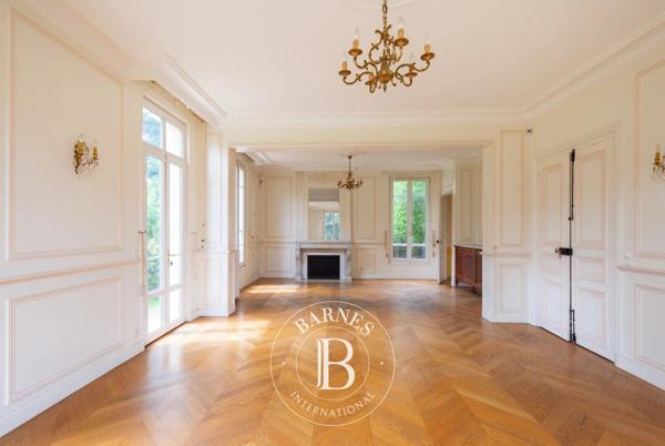 Chatou, Maison 5 Chambres -  285 m² à vendre