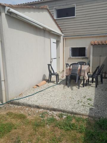 Angles - maison 5 pièces avec piscine