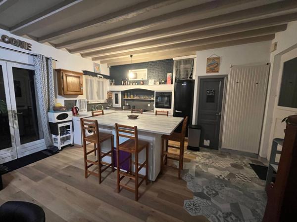 Charmante Maison à Louer à Bouquetot - Meublée