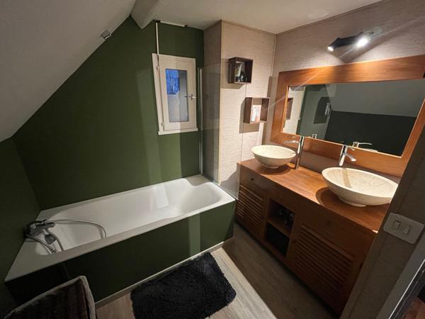 Charmante Maison à Louer à Bouquetot - Meublée