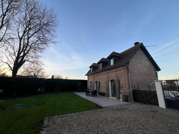 Charmante Maison à Louer à Bouquetot - Meublée