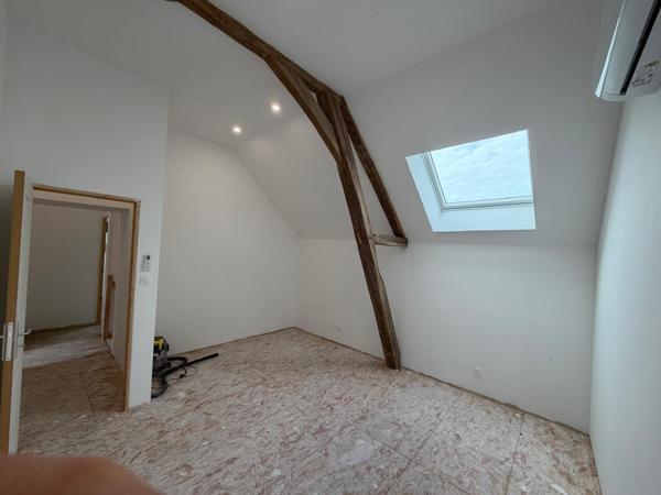 Brécy (18220) Maison 6pièces de 145m2 4 chambres avec dépendances sur parcelle de 2100m2
