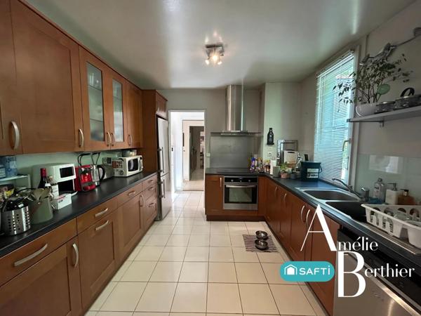 Dernier étage, terrasse de Rêve !!