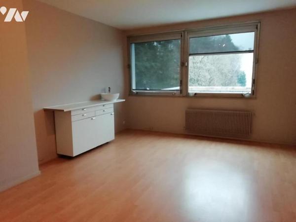 BESANCON IMMEUBLE QUARTIER CHAPRAIS