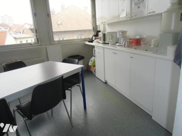 BESANCON IMMEUBLE QUARTIER CHAPRAIS