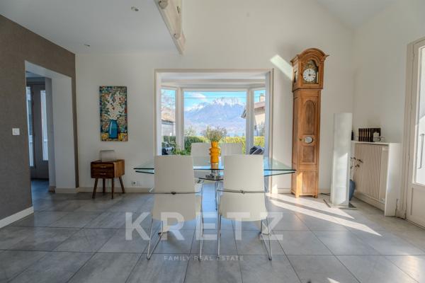 Sévrier - Maison 8 pièces, 5 chambres, avec jardin et vue lac