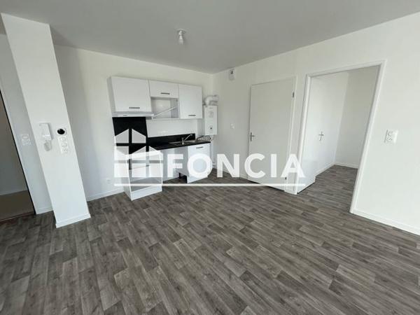 Location Appartement 2 pièces 49.9 m² - RUE PIERRE MENDES FRANCE Colombelles 14460