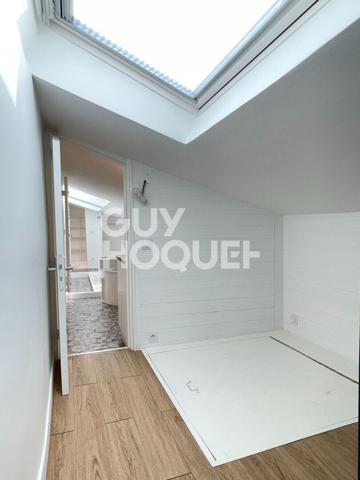 Appartement 2/3 pièces à louer - Dernier étage