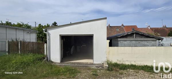 Maison de village 4 pièces de 55 m² à Venesmes (18190)