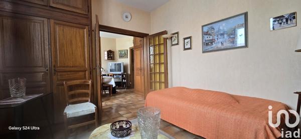 Maison de village 4 pièces de 55 m² à Venesmes (18190)