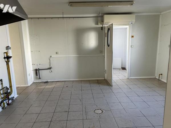 Local professionnel à vendre à ESCAUDOEUVRES