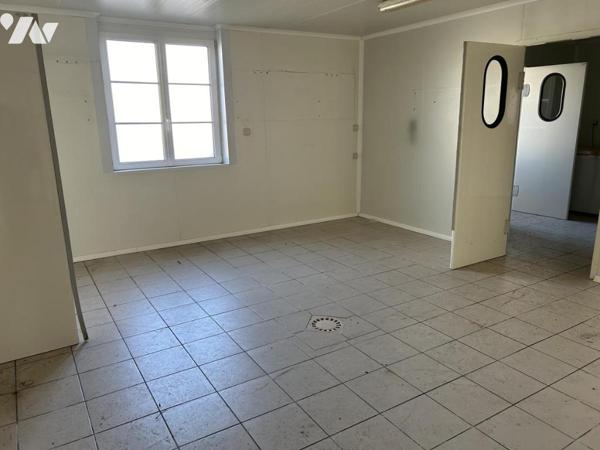 Local professionnel à vendre à ESCAUDOEUVRES