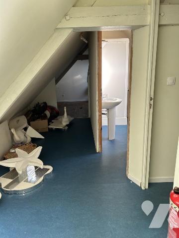 Local professionnel à vendre à ESCAUDOEUVRES