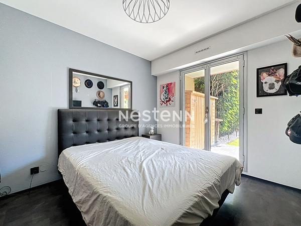 REZ-DE-JARDIN - 2P - 42m² - Golfe Juan - Sud - Parking - Cave