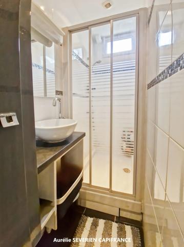 Appartement avec terrasse au cœur de Méru