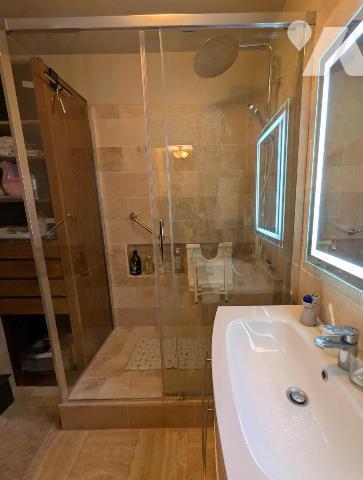 Appartement T5 avec balcon - 3 chambres - cave