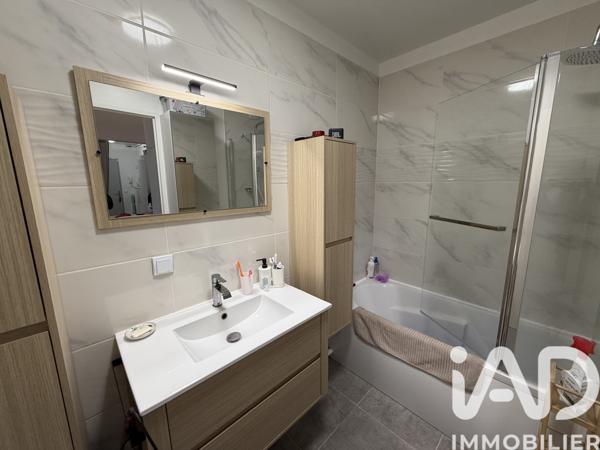 Appartement à vendre 4 pièces 82 m² Saint-Pierre-du-Perray