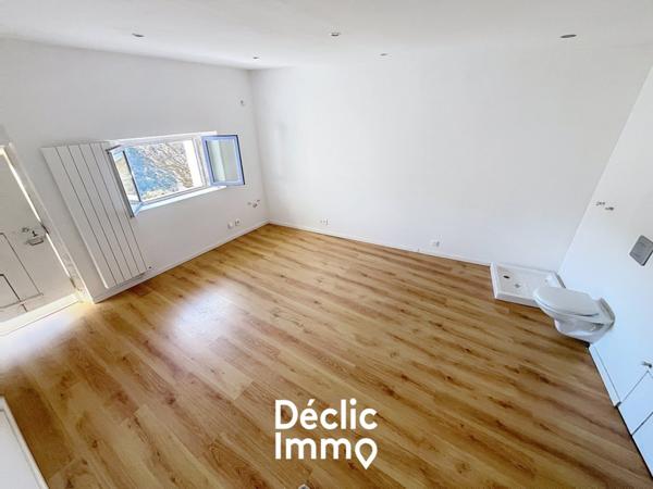 Vente maison Greolieres, 99m² 5 pièces 240 000€ avec garage