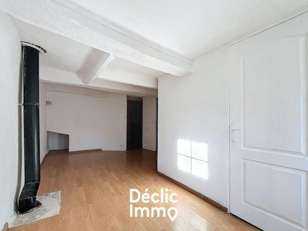 Vente maison Greolieres, 99m² 5 pièces 240 000€ avec garage