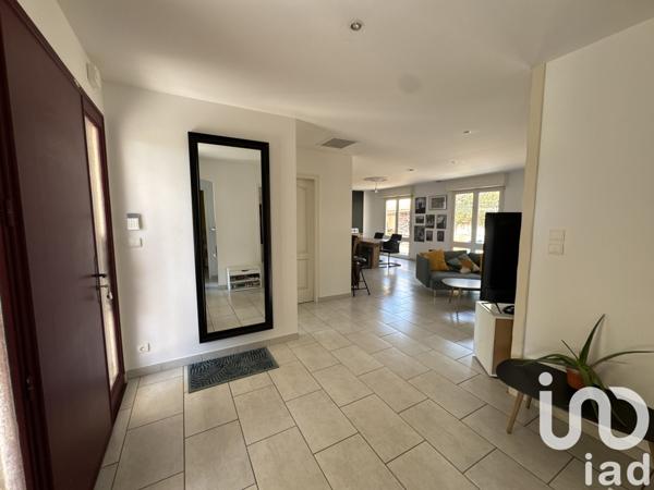 Maison à vendre 4 pièces 150 m² Châtillon-sur-Thouet