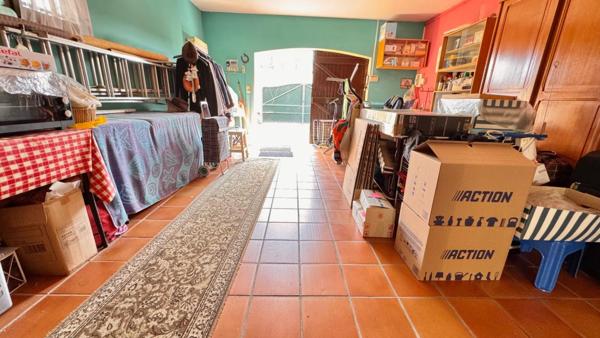 Agréable maison de plain-pied avec studio et garage de 30 m²