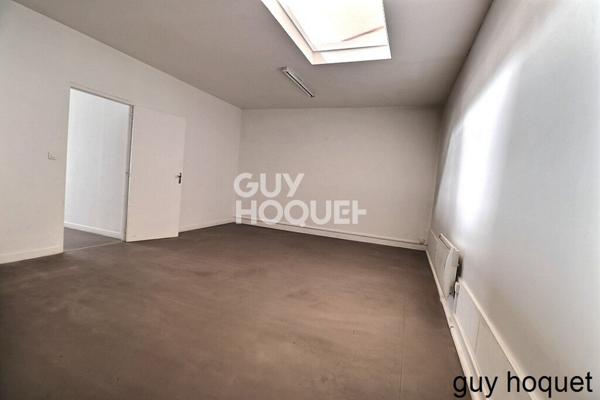 Local commercial Bernay